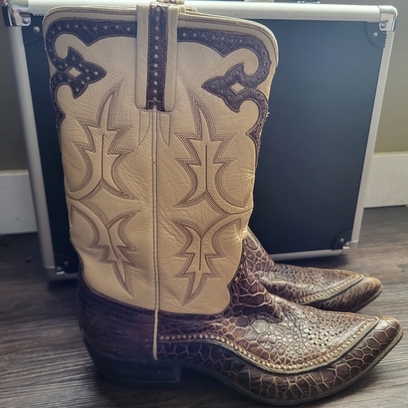 Vintage Leather Cowgirl Boots - Picture 7 of 7